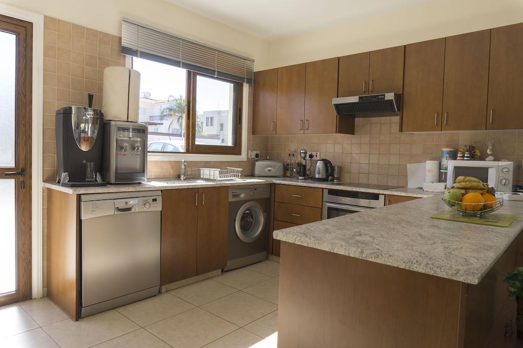 Chara Elizabeth No 2 Villa Протарас Номер фото